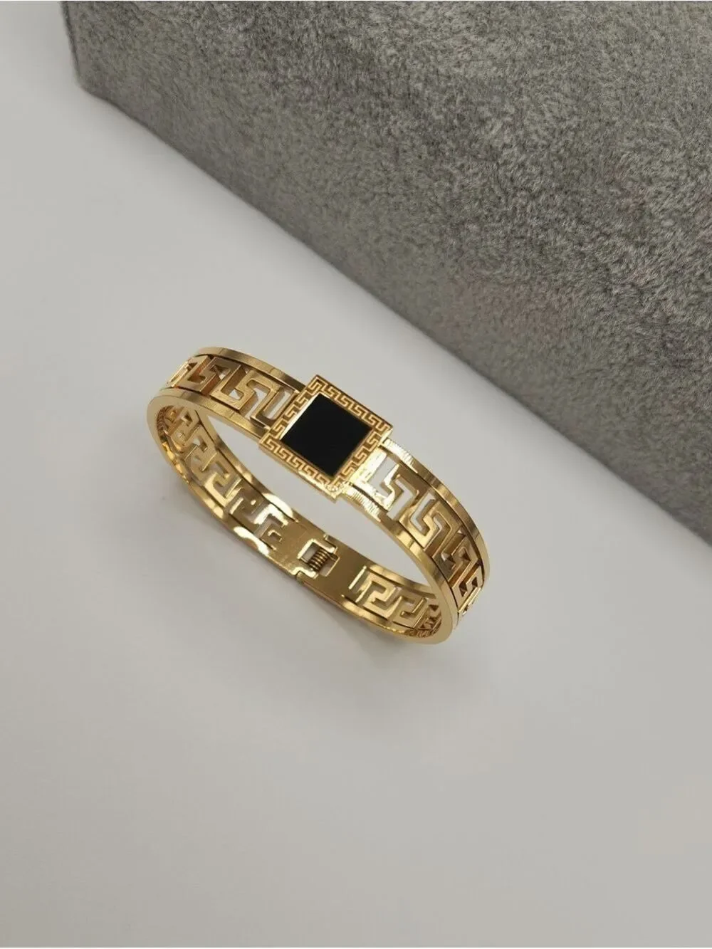 18k Gold Plated Stainless Steel Greek Key Black Enamel Bangle Bracelet Jewelry